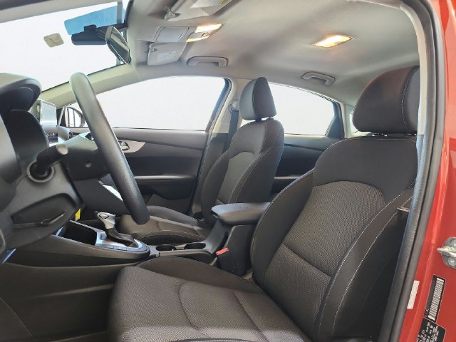 Certified 2024 Kia Forte LXS w/ LXS Technology Package FWD image 12
