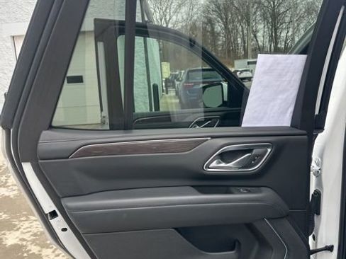 Used 2023 Chevrolet Tahoe Z71 w/ Luxury Package image 35