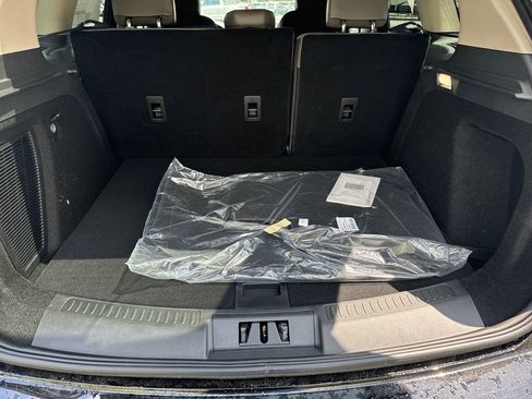 New 2026 Lincoln Corsair Premiere image 28