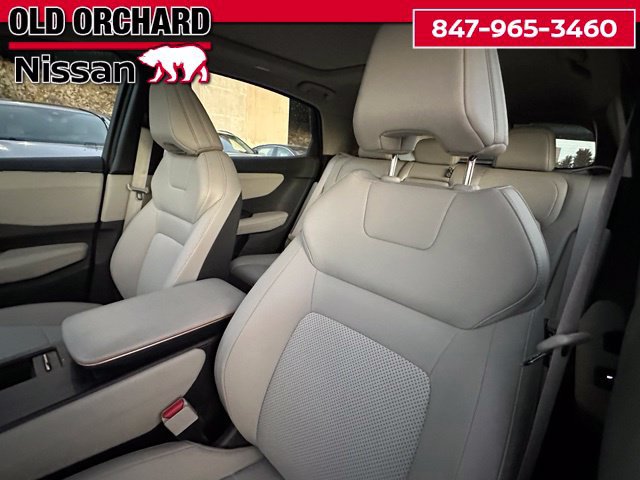 Used 2024 Nissan Ariya AWD image 12