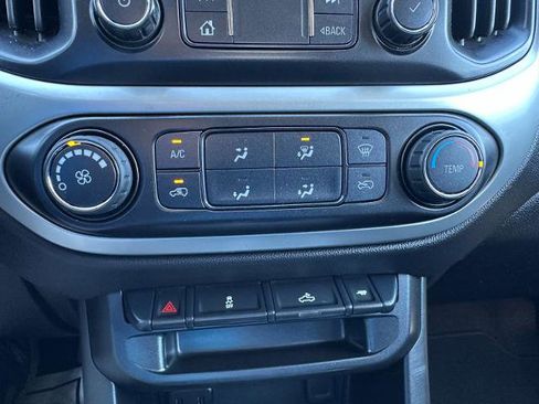 Used 2020 Chevrolet Colorado LT image 31