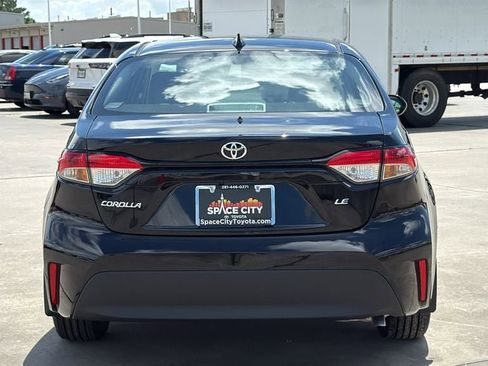 New 2026 Toyota Corolla LE FWD image 4