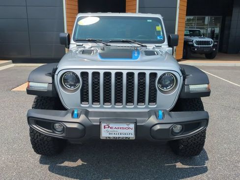 Used 2023 Jeep Wrangler Unlimited Rubicon 4xe w/ Cold Weather Group AWD/4WD image 9