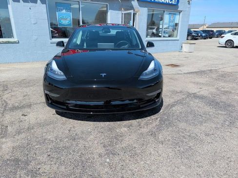 Used 2019 Tesla Model 3 Long Range image 2