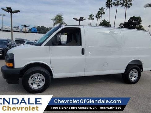 New 2026 Chevrolet Express 2500 w/ Driver Convenience Package RWD image 5