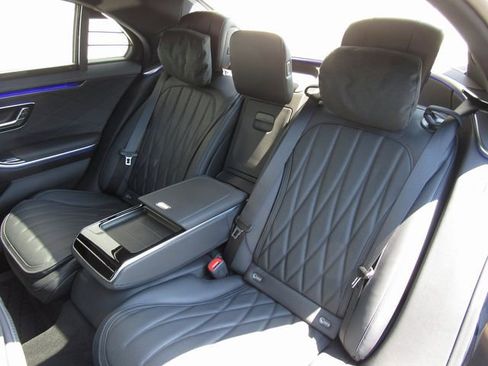 Used 2025 Mercedes-Benz S 63 AMG S image 19