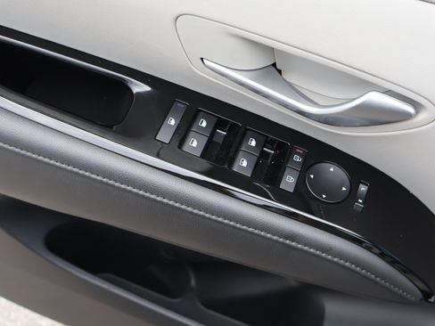 Used 2025 Hyundai Tucson Limited AWD/4WD image 48
