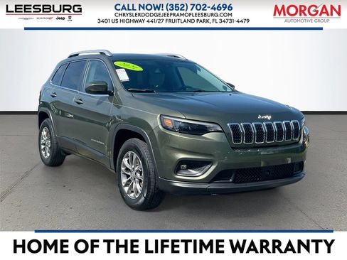 Certified 2021 Jeep Cherokee Latitude Plus AWD/4WD image 1