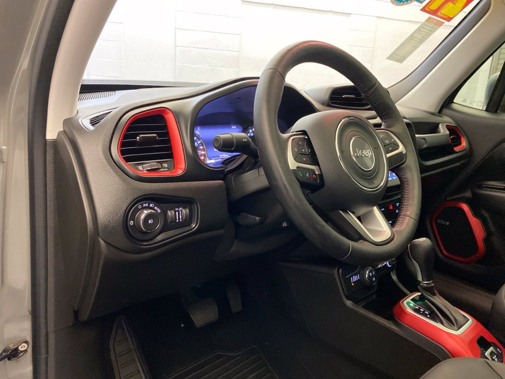 Certified 2021 Jeep Renegade Trailhawk w/ Sun & Sound Group AWD/4WD image 18