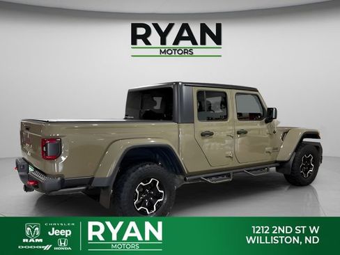Used 2020 Jeep Gladiator Rubicon AWD/4WD image 2