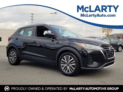Used 2023 Nissan Kicks SV