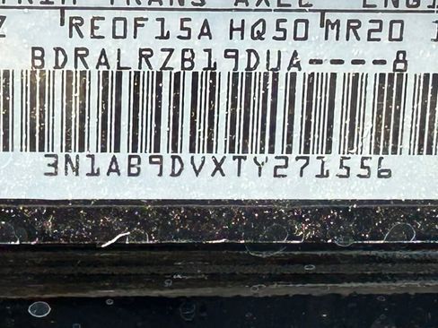 New 2026 Nissan Sentra SR w/ Floor Mat Package FWD image 51