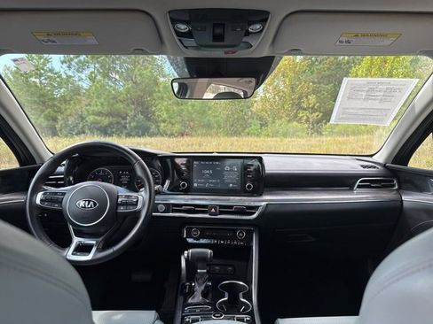 Used 2021 Kia K5 EX image 15