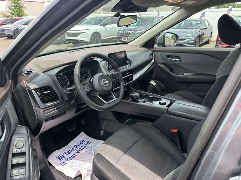 Used 2022 Nissan Rogue SV AWD/4WD image 15