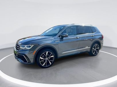 Certified 2022 Volkswagen Tiguan SEL R-Line