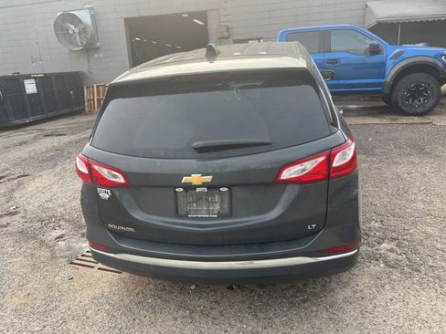 Used 2020 Chevrolet Equinox LT w/ Driver Convenience Package image 12