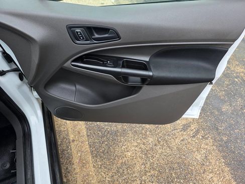 Used 2019 Ford Transit Connect XL image 17