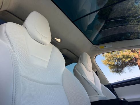 Used 2016 Tesla Model X P90D image 19