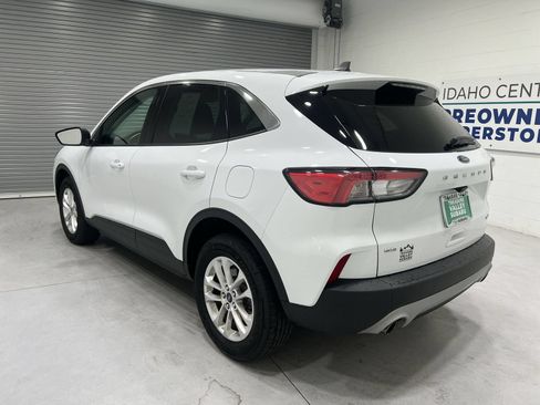 Used 2022 Ford Escape SE AWD/4WD image 6