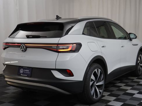 Used 2022 Volkswagen ID.4 Pro S image 16