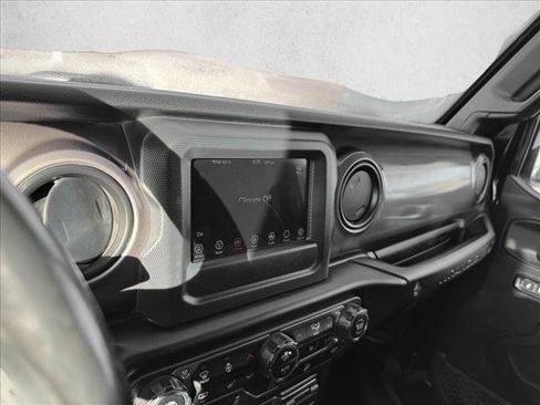 Used 2020 Jeep Wrangler Unlimited Sport image 13