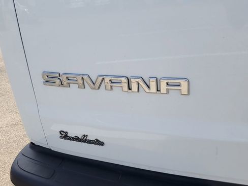 Used 2024 GMC Savana 2500 w/ Driver Convenience Package RWD image 5