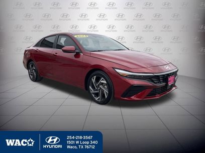 Used 2024 Hyundai Elantra SEL w/ Convenience Package