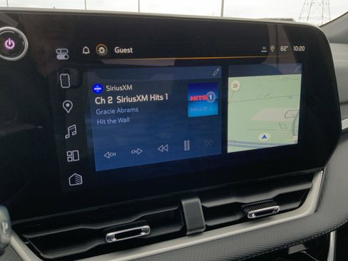 New 2026 Chevrolet Equinox LT w/ Convenience Package II FWD image 39