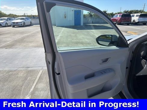 Used 2024 Hyundai Kona SEL w/ Convenience Package image 11