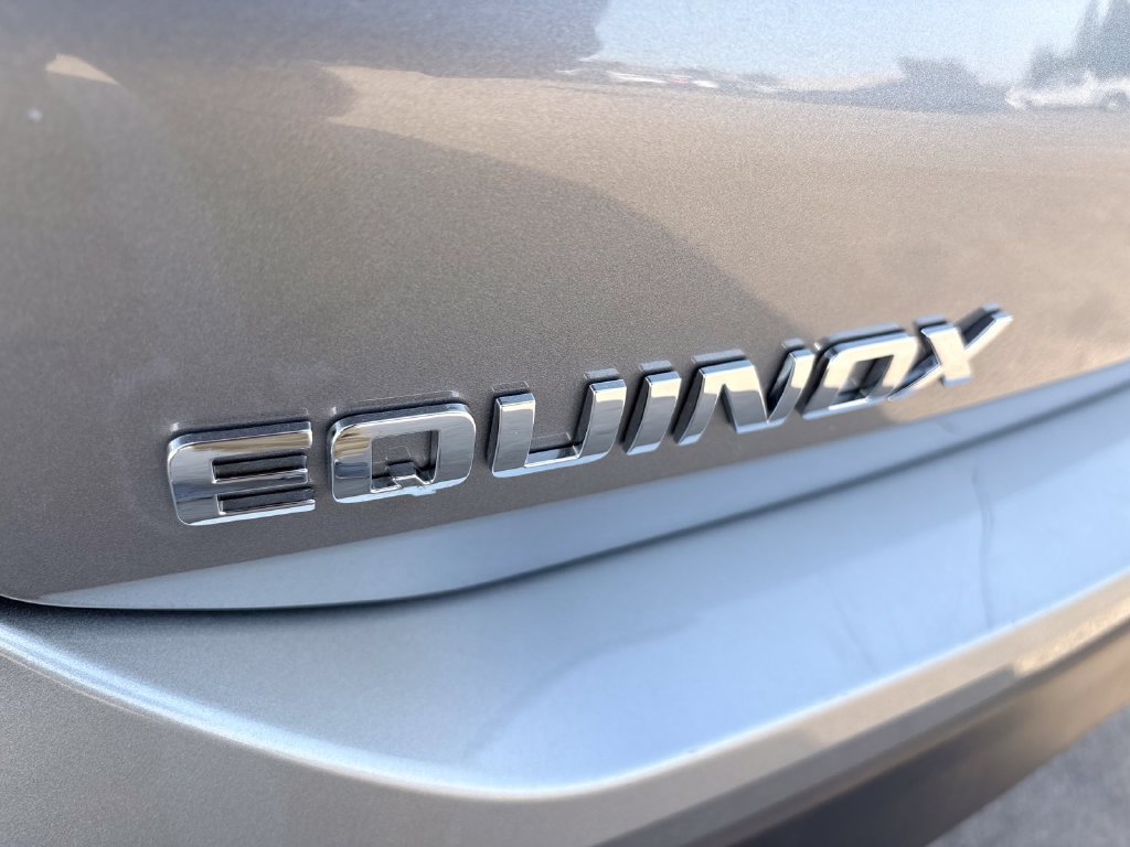 Used 2023 Chevrolet Equinox LS FWD image 25