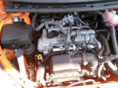 Used 2015 Toyota Prius C Three FWD image 32