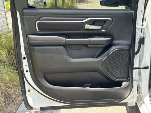 Used 2025 RAM 1500 Big Horn AWD/4WD image 11