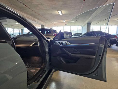 Used 2025 BMW 430i xDrive w/ M Sport Package AWD/4WD image 30