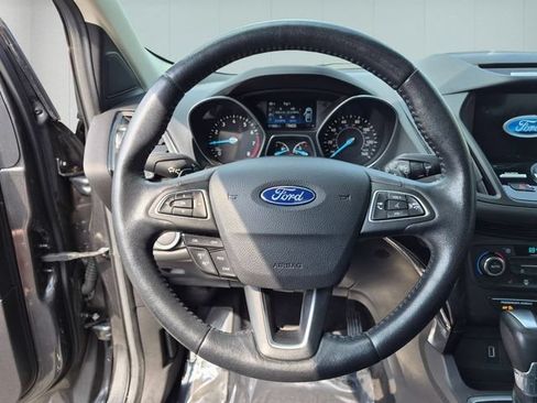 Used 2017 Ford Escape Titanium AWD/4WD image 17