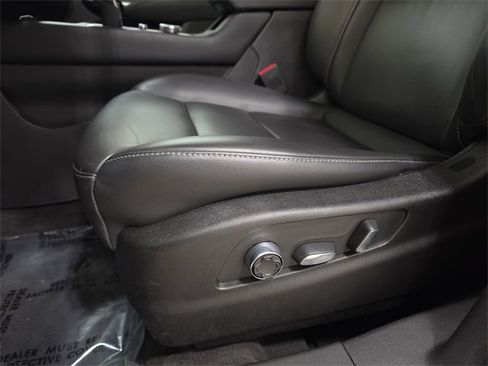 Certified 2025 Cadillac XT4 Premium Luxury image 25