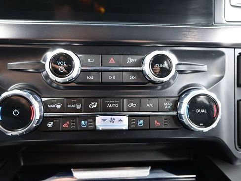 Used 2025 Ford F250 Lariat w/ Chrome Package AWD/4WD image 17