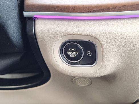 Used 2022 Mercedes-Benz GLS 450 4MATIC image 20