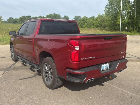 Used 2021 Chevrolet Silverado 1500 RST AWD/4WD image 3