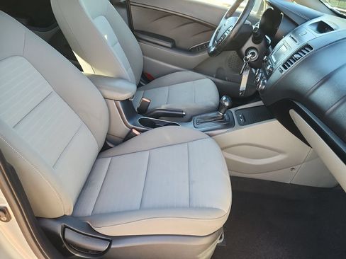 Used 2015 Kia Forte EX FWD image 13