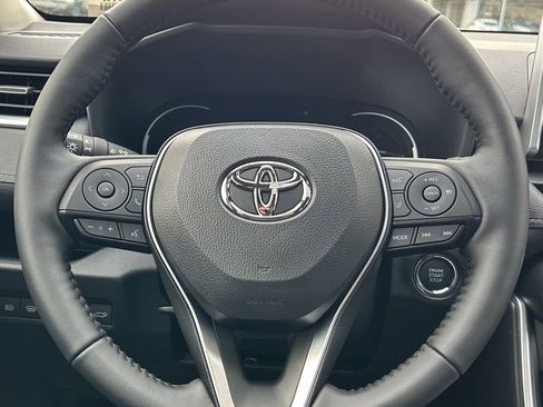 Certified 2025 Toyota RAV4 XLE Premium image 20