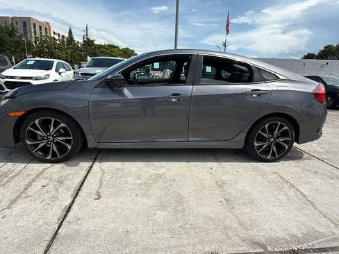 Used 2021 Honda Civic Sport image 11