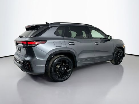 New 2026 Volkswagen Tiguan SE R-Line image 5