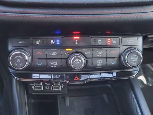 Used 2024 Dodge Durango R/T image 10