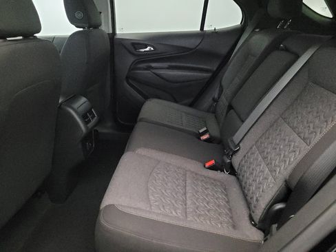 Used 2023 Chevrolet Equinox LT image 18