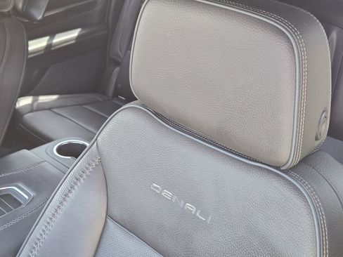 Used 2021 GMC Yukon XL Denali w/ Denali Ultimate Package RWD image 20