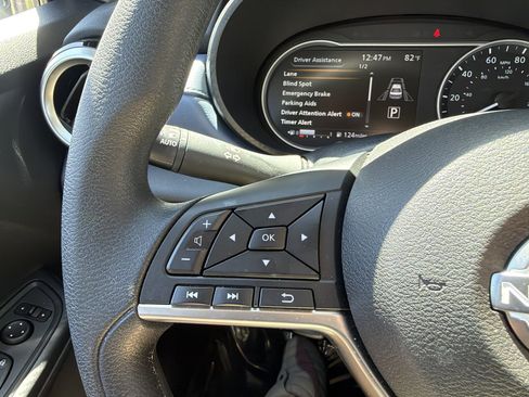 Used 2025 Nissan Versa SV w/ Trunk Package FWD image 26