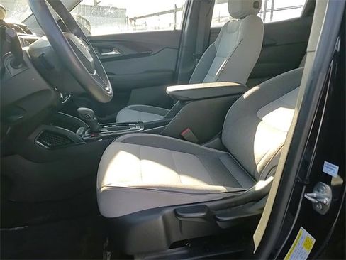Used 2021 Chevrolet TrailBlazer LS image 11
