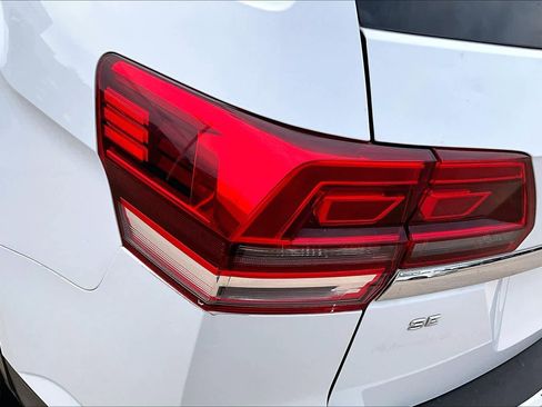 Used 2019 Volkswagen Atlas SE FWD image 25