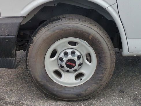 New 2025 GMC Savana 2500 w/ Driver Convenience Package image 23