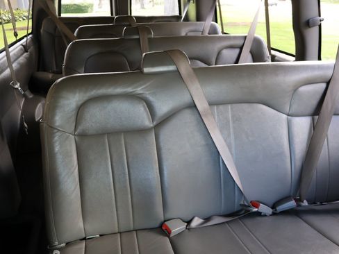 Used 2023 Chevrolet Express 3500 LS RWD image 14